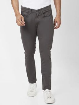 Spykar - Men Dark Grey Cotton Slim Fit Ankle Length Mid Rise Trousers