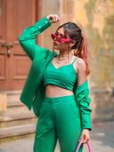 Green color option, Sold out, Currently selected