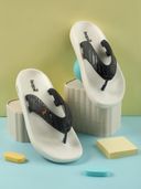 Grey color option, Currently selected