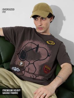 The Souled Store - Official Peanuts: Motorsports Men Oversized Brown T-shirt