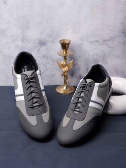 Louis Stitch - Men Grey Colorblocked Light Weight Canvas Sneakers