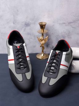 Louis Stitch - Men Black Colorblocked Light Weight Canvas Sneakers