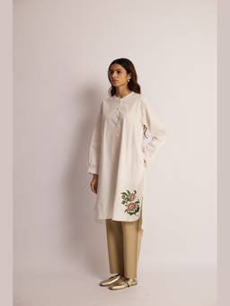 Raas By Ekta - White Desert Blossom Contrast Kurta With Pant