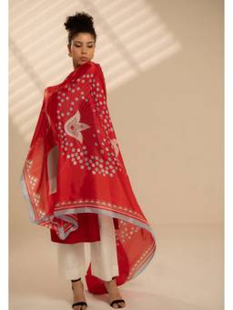 Thee Modern Roots - Red Whimsical Wildflowers Silk Dupatta