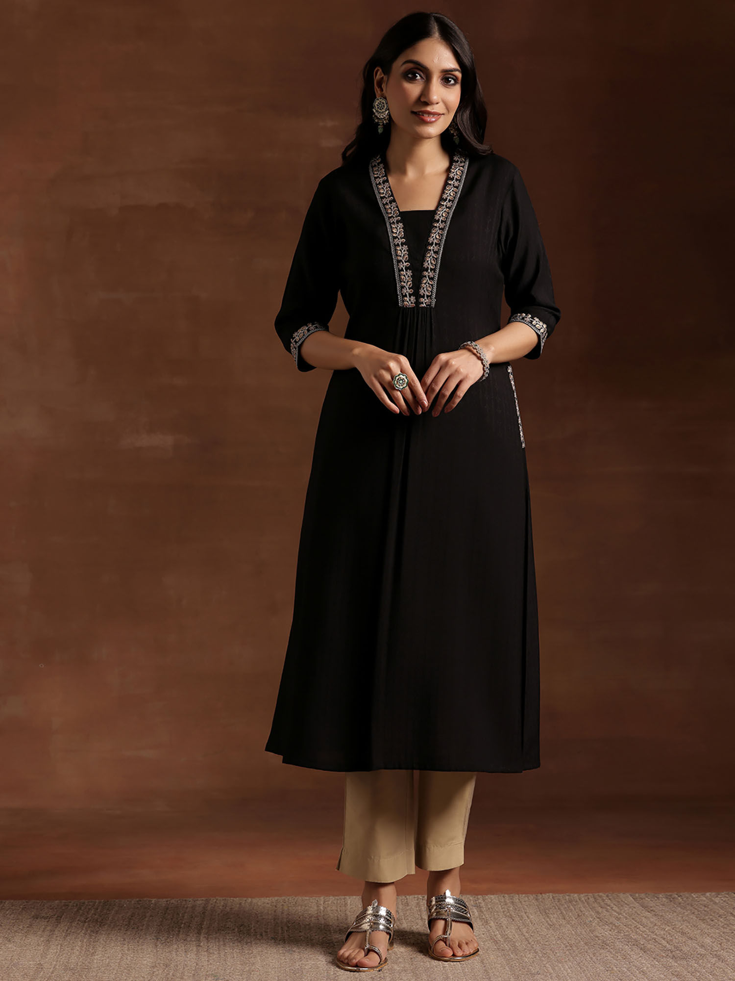 libas Black Floral Embroidered Yoke A-Line Kurta-picture-14