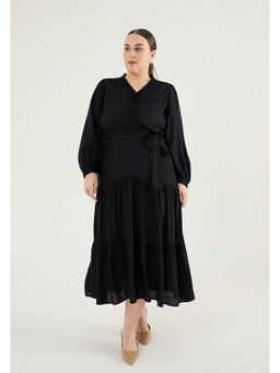 Femmella - Black Smocking Detailed Tiered Midi Dress (Set of 2)