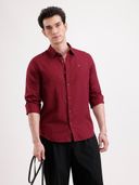 Maroon color option, Currently selected