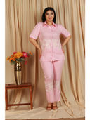 Pink color option, Currently selected