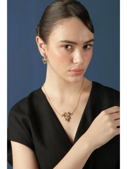 Melrosia - Baroque Bee Necklace - Black