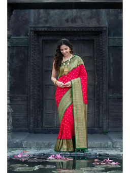 ISHKIYA - Green Woven Saree with Unstitched Blouse