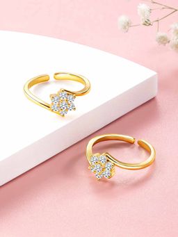 Peora - Gold Plated White Cubic Zirconia Studded Adjustable Toe Rings