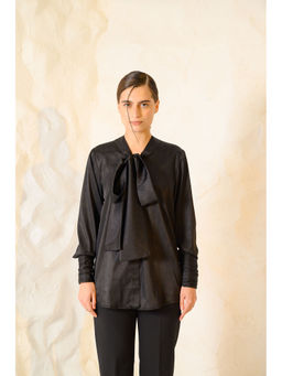 ETE - Cosette Black Top