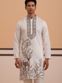White color option, Currently selected