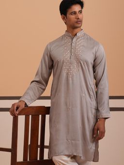 Jompers - Men Grey Silk Mandarin Neck Embroidered Kurta