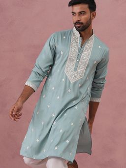 Jompers - Men Blue Silk Mandarin Neck Embroidered Kurta