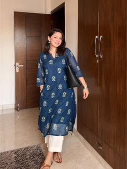 Stylum - Women Blue Floral Kota Kurta with Pant