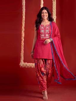 Stylum - Women Pink Floral Pure Cotton Kurti with Salwar