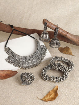 Teejh - Kumbakonam Oxidised Silver Jewellery Set