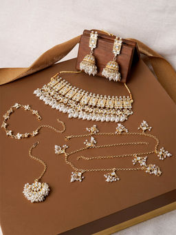 Teejh - Mahbubnagar Gold Jewellery Set