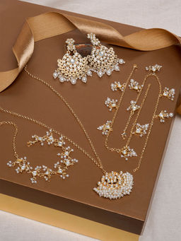 Teejh - Khammam Gold Jewellery Set