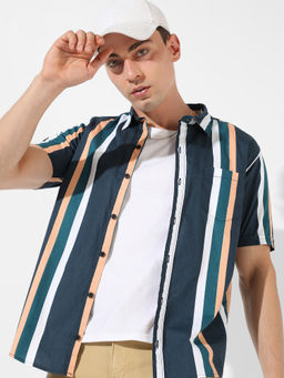 Campus Sutra - Men Blue Striped Regular Fit Casual Shirt