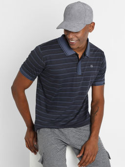 Campus Sutra - Men Grey Striped Regular Fit Casual T-Shirt