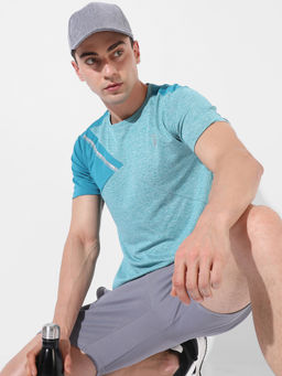 Campus Sutra - Men Green Colourblockeded Regular Fit Activewear T-Shirt