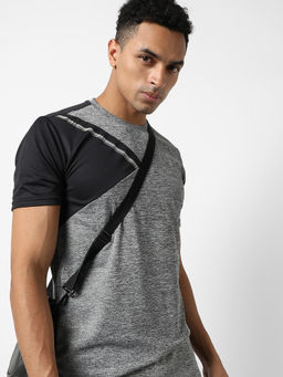 Campus Sutra - Men Grey Colourblockeded Regular Fit Activewear T-Shirt