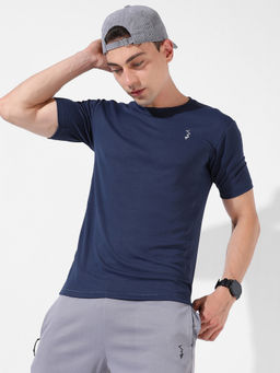Campus Sutra - Men Solid Navy Blue Regular Fit Activewear T-Shirt