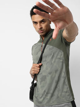 Campus Sutra - Men Olive Green Printed Regular Fit Activewear T-Shirt