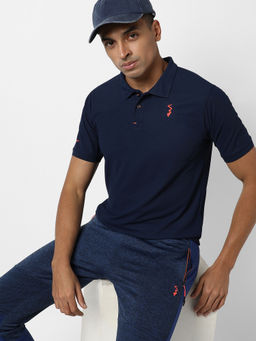 Campus Sutra - Men Solid Navy Blue Regular Fit Activewear T-Shirt