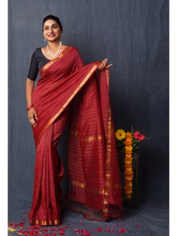 Unnati Silks - Maroon Pure Zari Weaving Checks Mangalgiri Soft Silk Saree with Unstitched Blouse