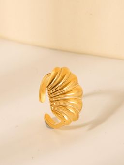 AQUASTREET - Bold Shell Statement 18K Gold Plated Waterproof Anti-Tarnish Ring