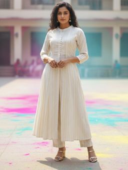 Varanga - Women Off-White Kurta With Pant