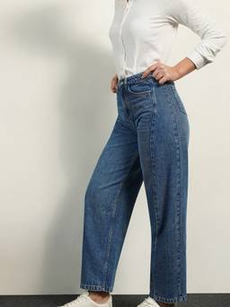 FABLE STREET - Barrel Blue Jeans