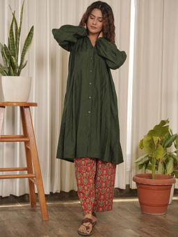 ONEWE INDIA - Green Solid Mohabbat Kurta with Pant (Set of 2)