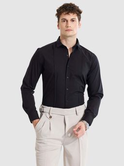 Snitch - Black Solid Slim Fit Shirt