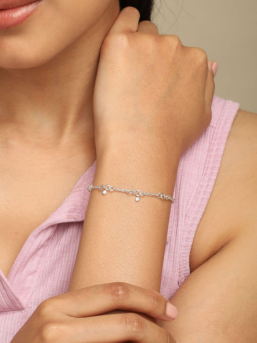 Buy Mia by Tanishq Whimsy Chains Silver Bracelet Online