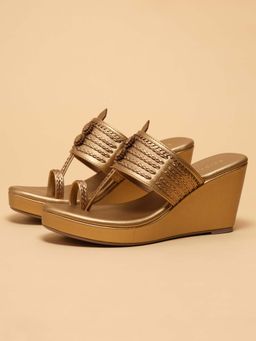 ERIDANI - Women Metallic Ahraya Antique Kolhapuri Wedges Heels