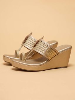 ERIDANI - Women Ahraya Gold Kolhapuri Wedges Heels