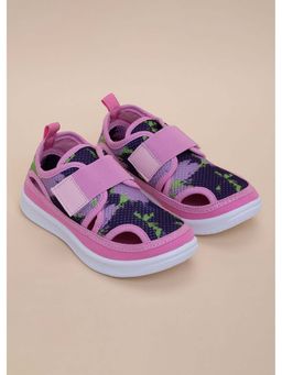 Hopscotch - Printed Round Toe Pink Sandals