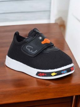 Lil Lollipop - Black Unisex Musical Chu Chu Sneakers with Velcro Closing
