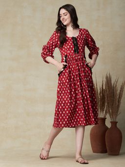 FASHOR - Ethnic Foil Printed Midi Dress - Maroon