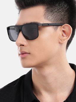 Carlton London - Black with Polarised Lens Wayfarer Sunglasses (CLSM491)