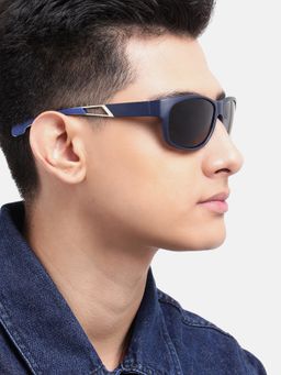 Carlton London - Black with Polarised Lens Sports Sunglasses (CLSM492)