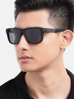 Carlton London - Black with Polarised Lens Wayfarer Sunglasses (CLSM494)