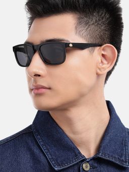 Carlton London - Black with Polarised Wayfarer Sunglasses (CLSM496)