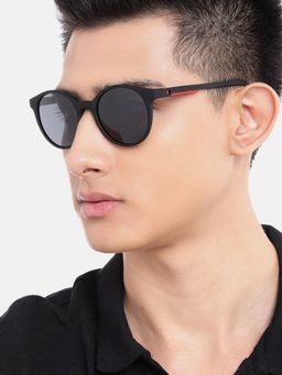 Carlton London - Black with Polarised Lens Round Sunglasses (CLSM505)