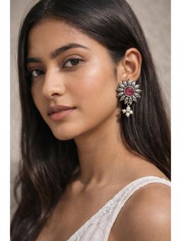 Niska - Women Pink Whisper Silver Drop Earrings