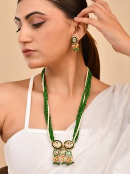 Silvermerc Designs - Women Green Kundan Beaded Jewellery Set